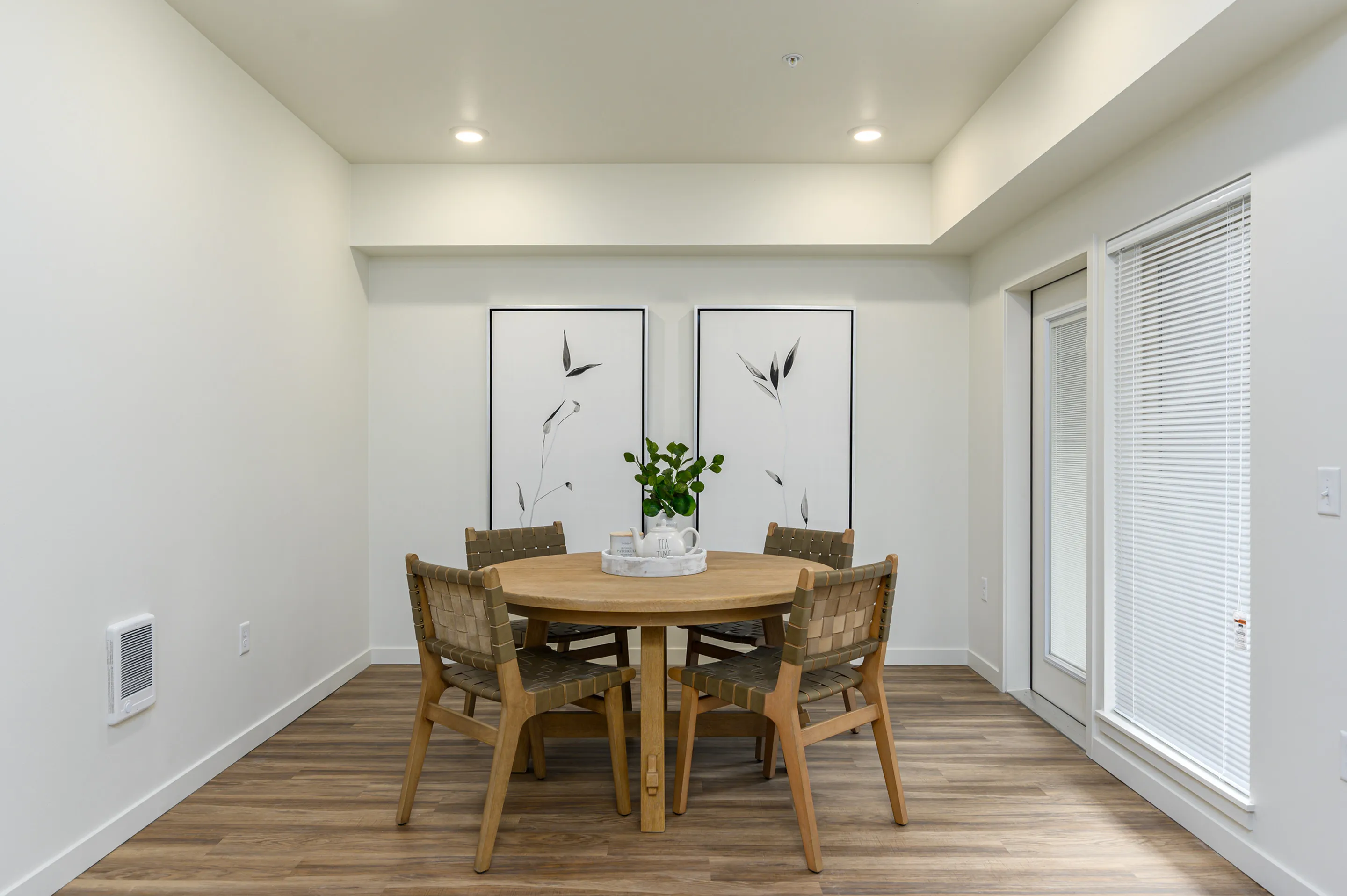 Huge floorplans with flex space for a dining area, office, or whatever you require.