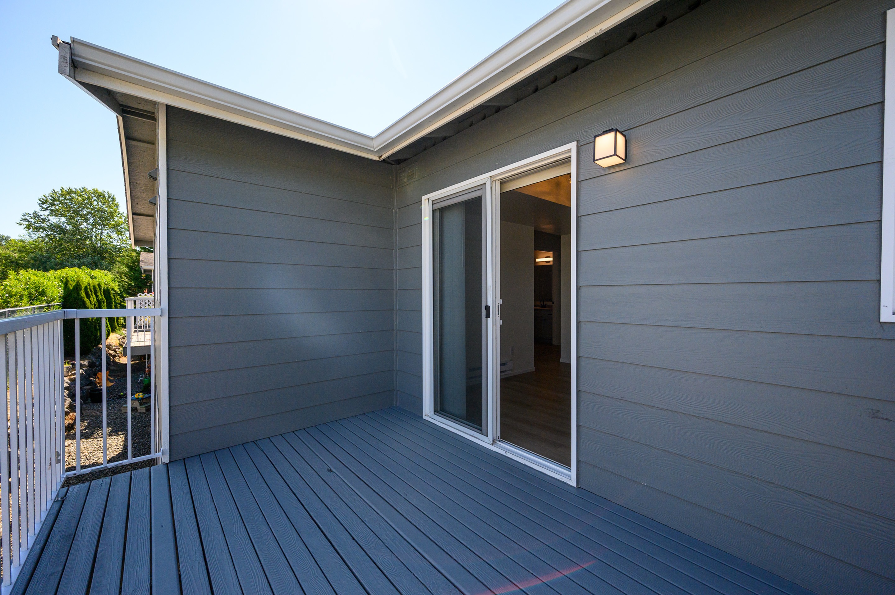 2 Bedroom, 1 Bath 2 Bed Apartment Edgemont