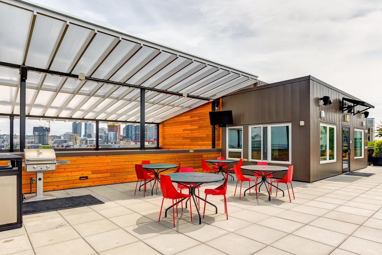Aperture On Fifth Rooftop Deck