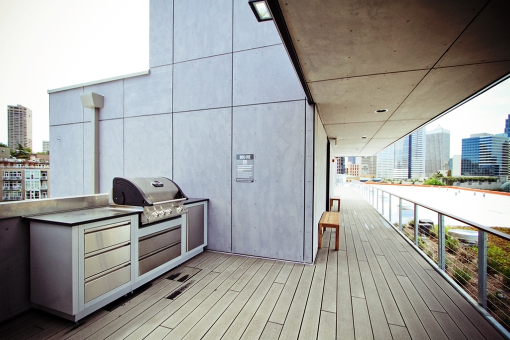 Pine Minor BBQ Grill