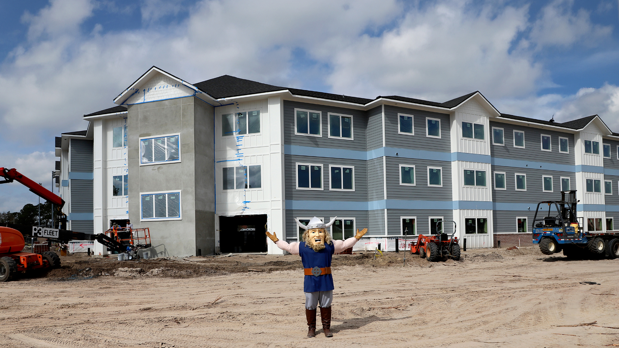 Picture of Exterior Building Construction Process