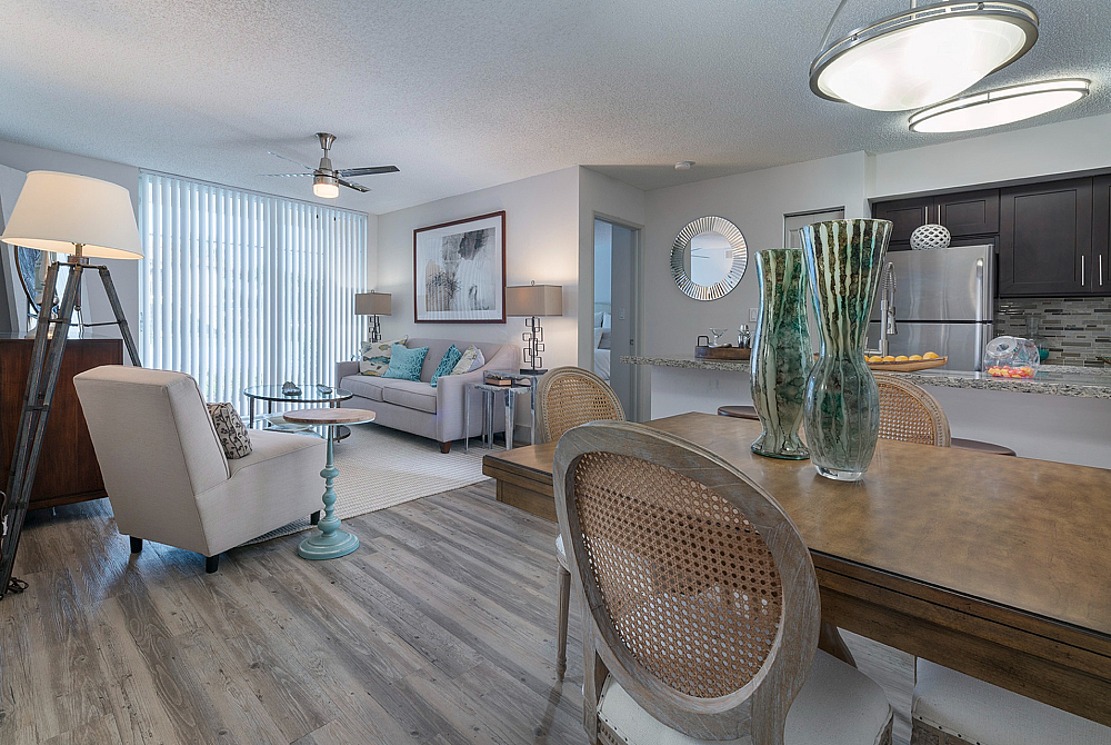 Lakes At Pembroke Apartment Homes