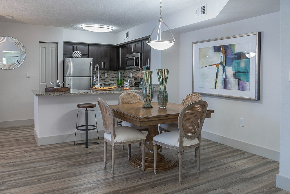 Lakes At Pembroke Apartment Homes