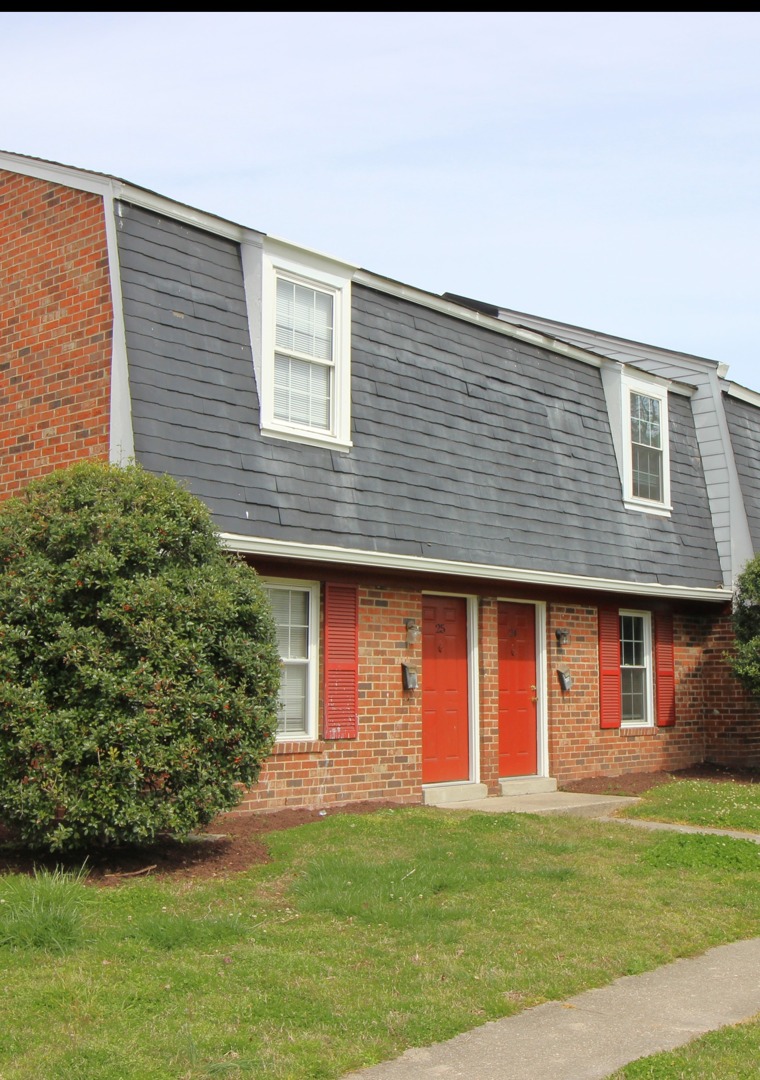 New Castle Apartments Apartments In Colonial Heights, VA