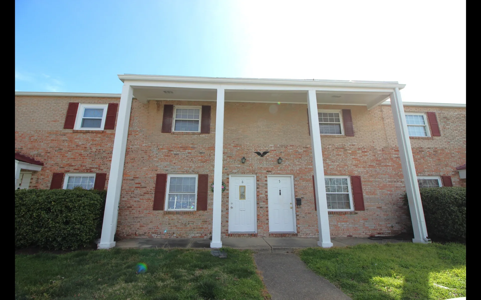 New Castle Apartments Apartments In Colonial Heights, VA