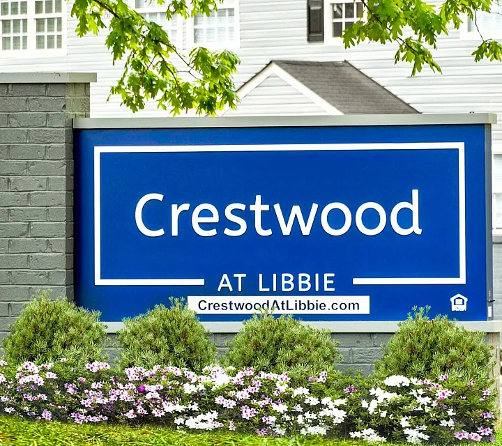 Crestwood Monument