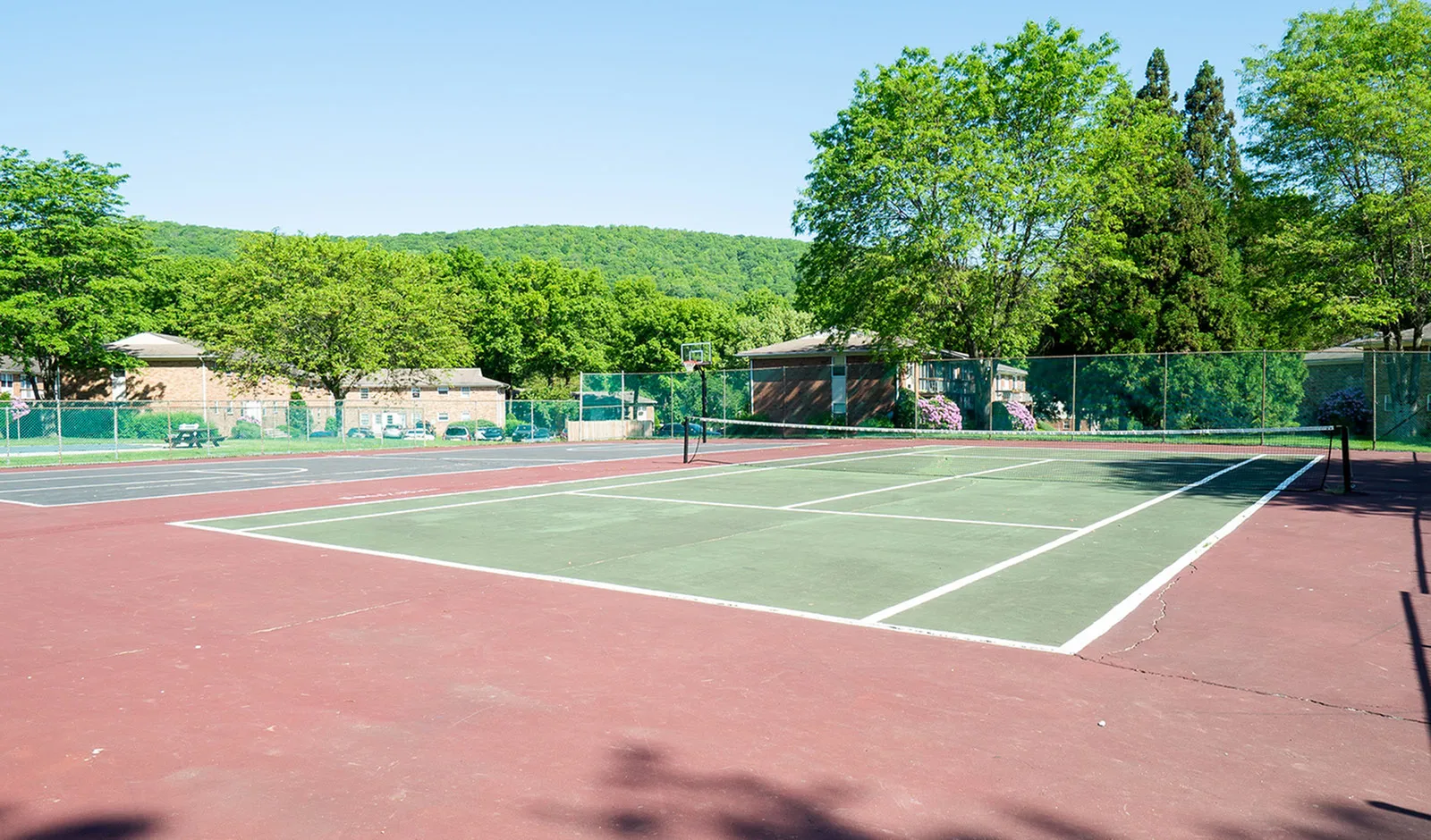 Alexandria at Mansfield Tennis and Basketball Courts
