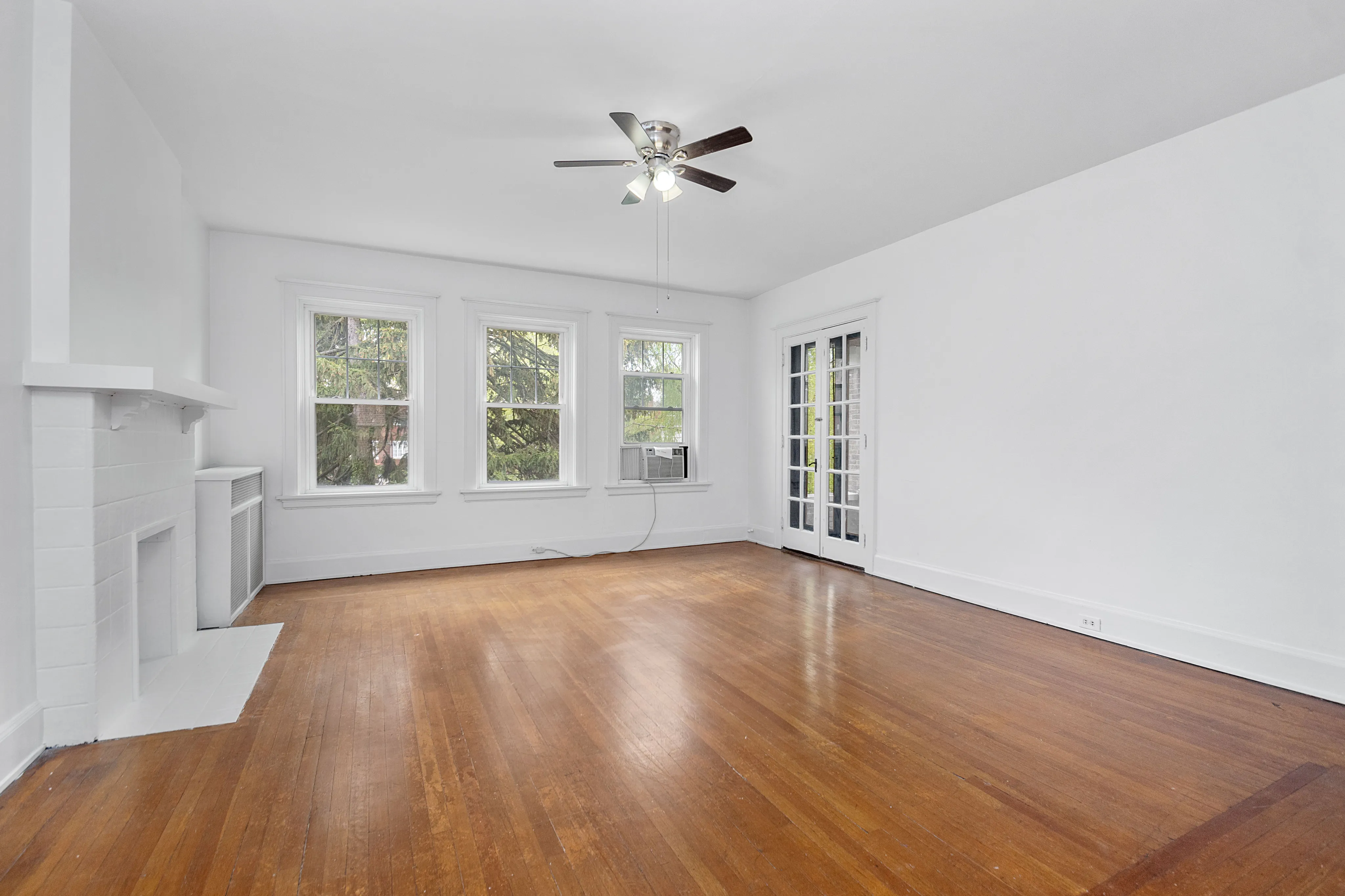 1 - 4 Bed Apartments - Check Availability | 2570 Madison Rd