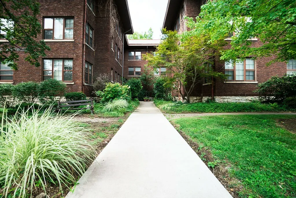 Walkway to the building