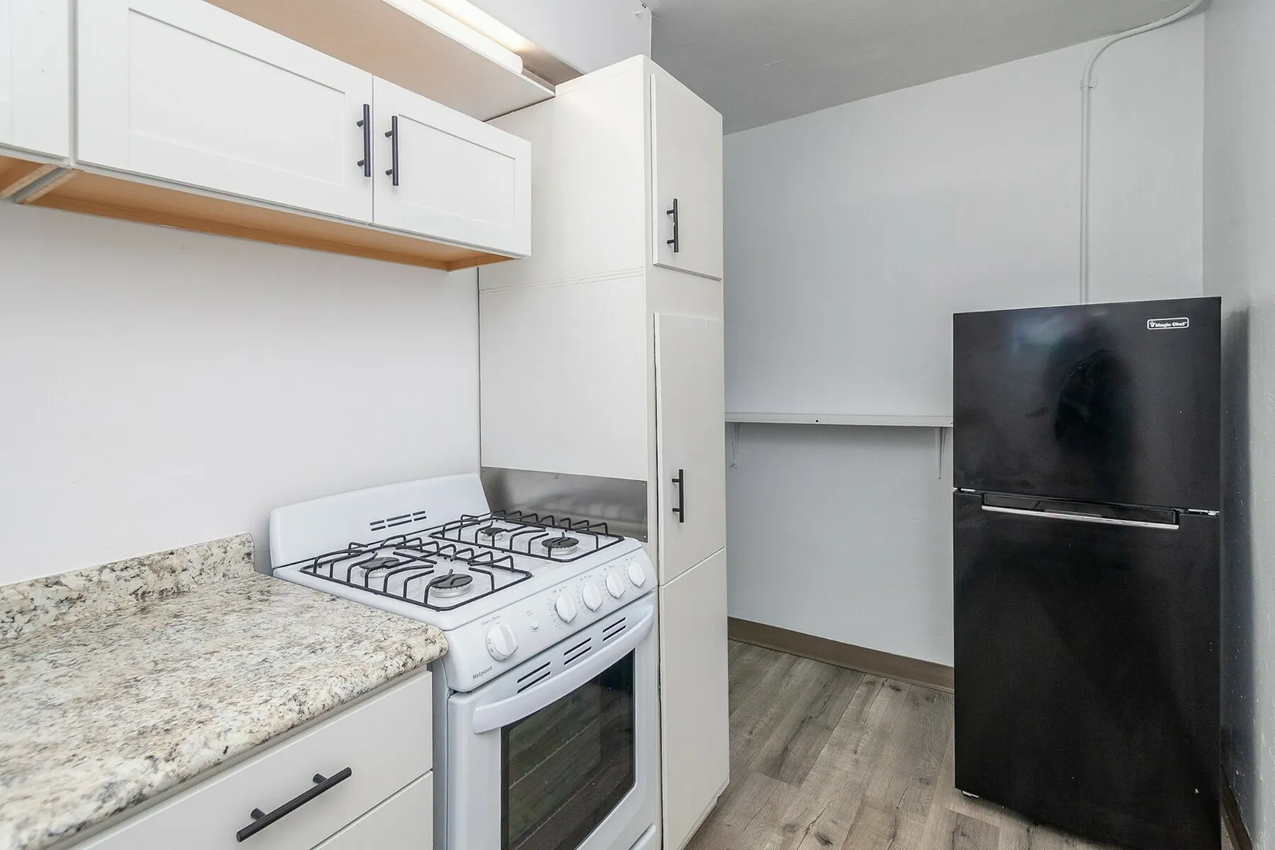 Kitchen Picture 1
