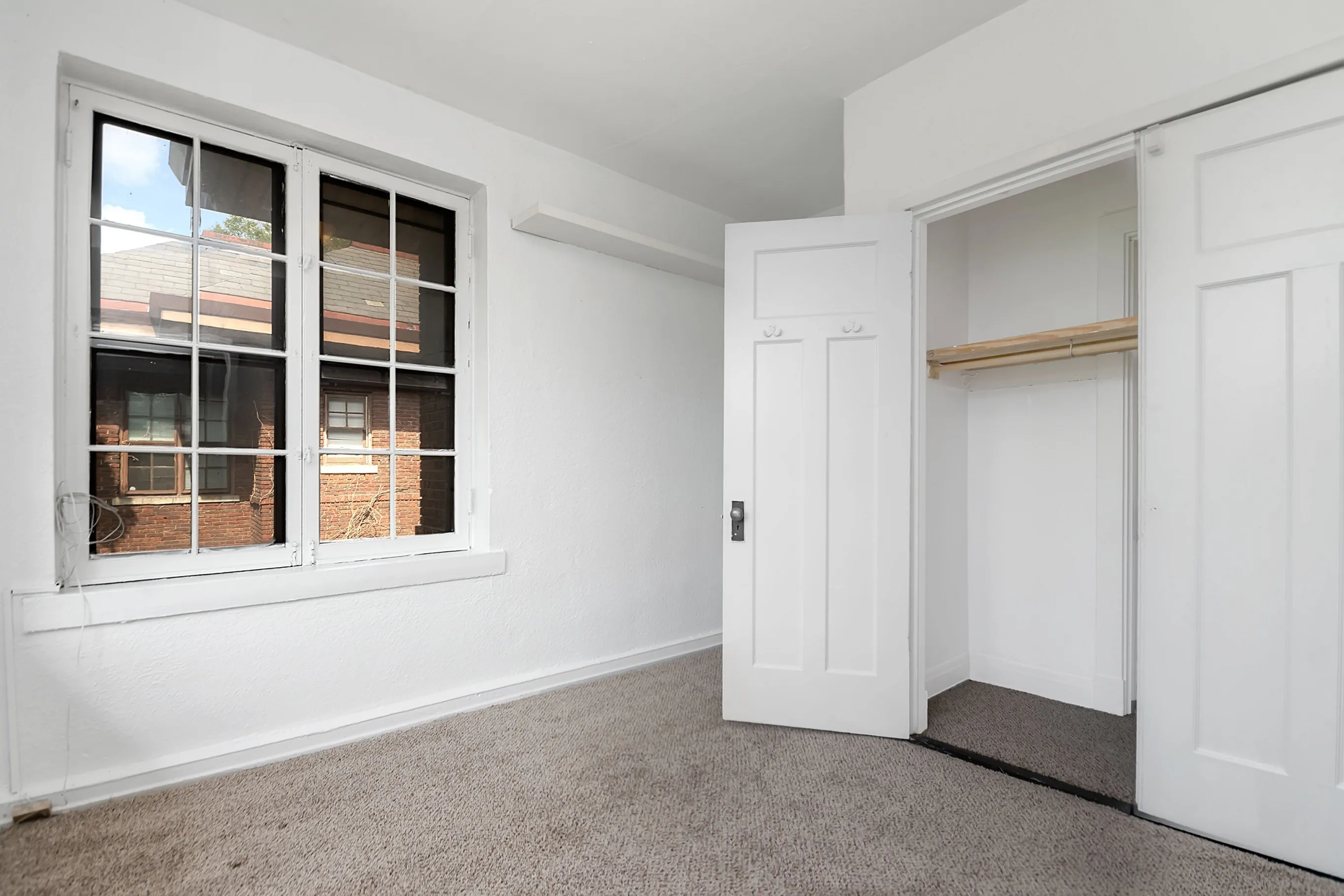 Bonus Room Closet