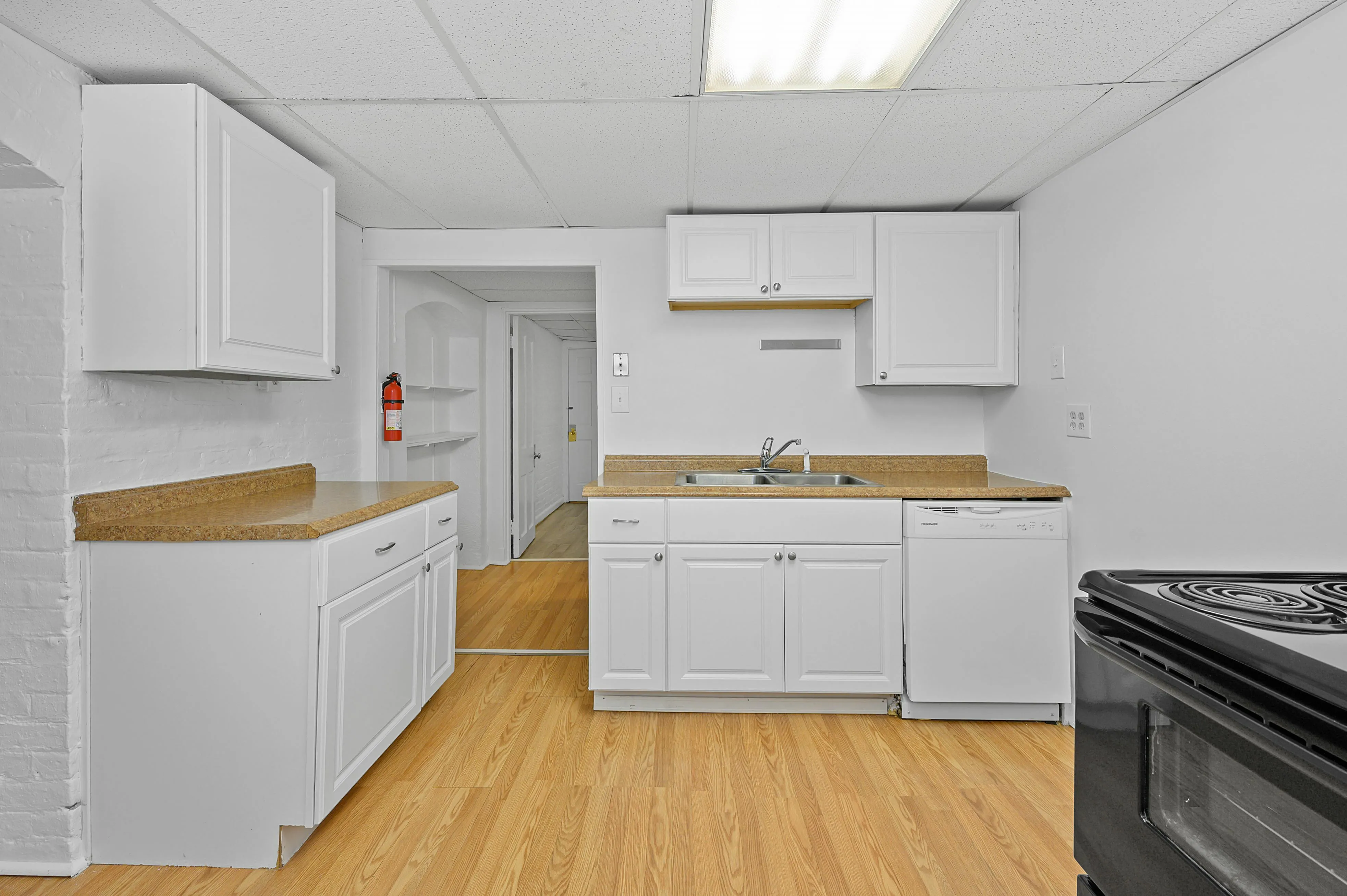 Kitchen Picture 2