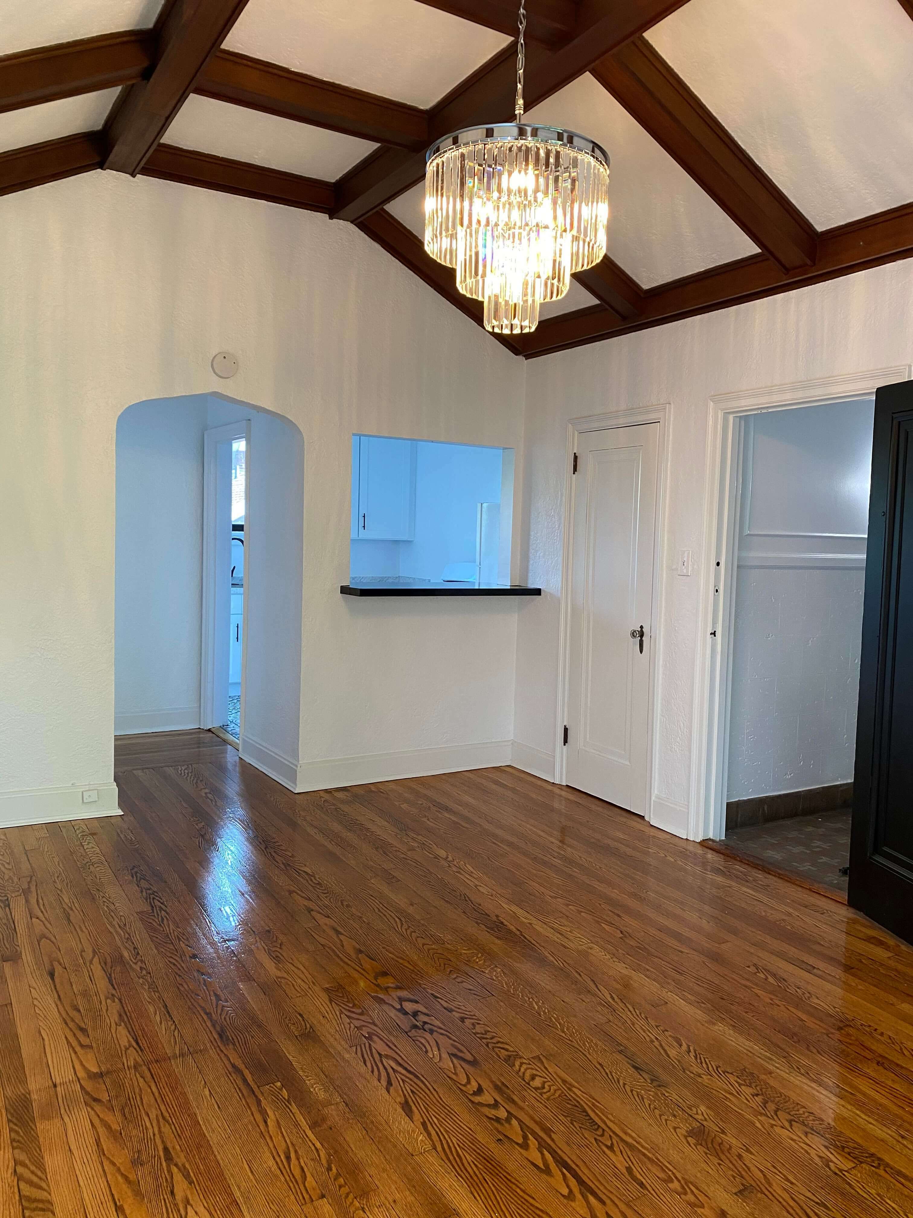 Livingroom Picture 2