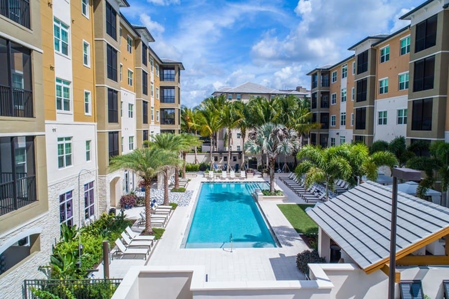 Luxury Apartments for Rent in Coral Springs, FL - Life in Coral Springs-image