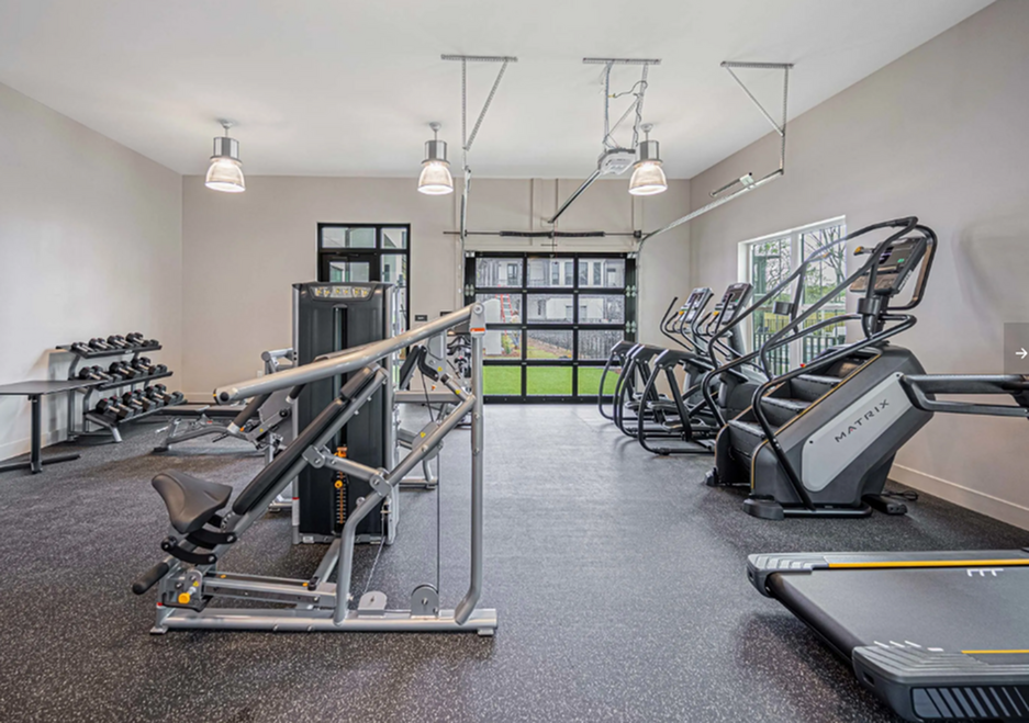 Fitness Center vs. Gym Membership-image