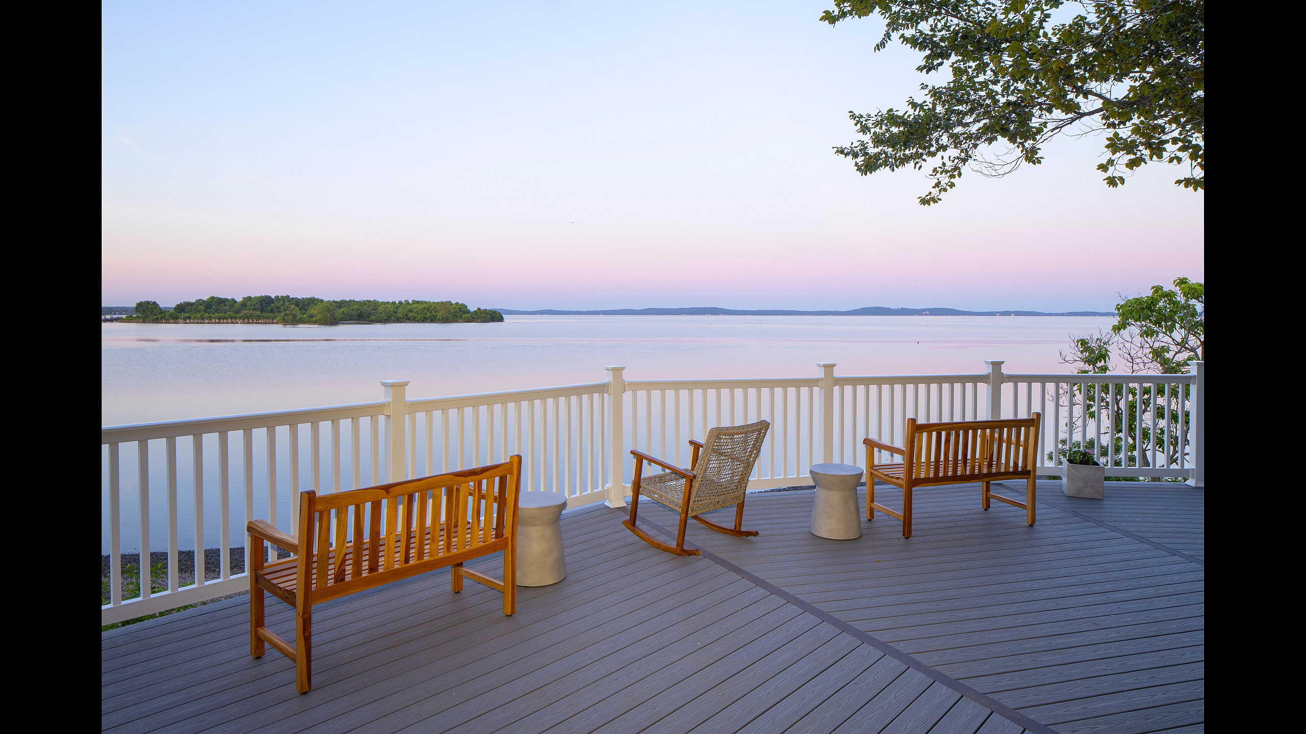Deck View