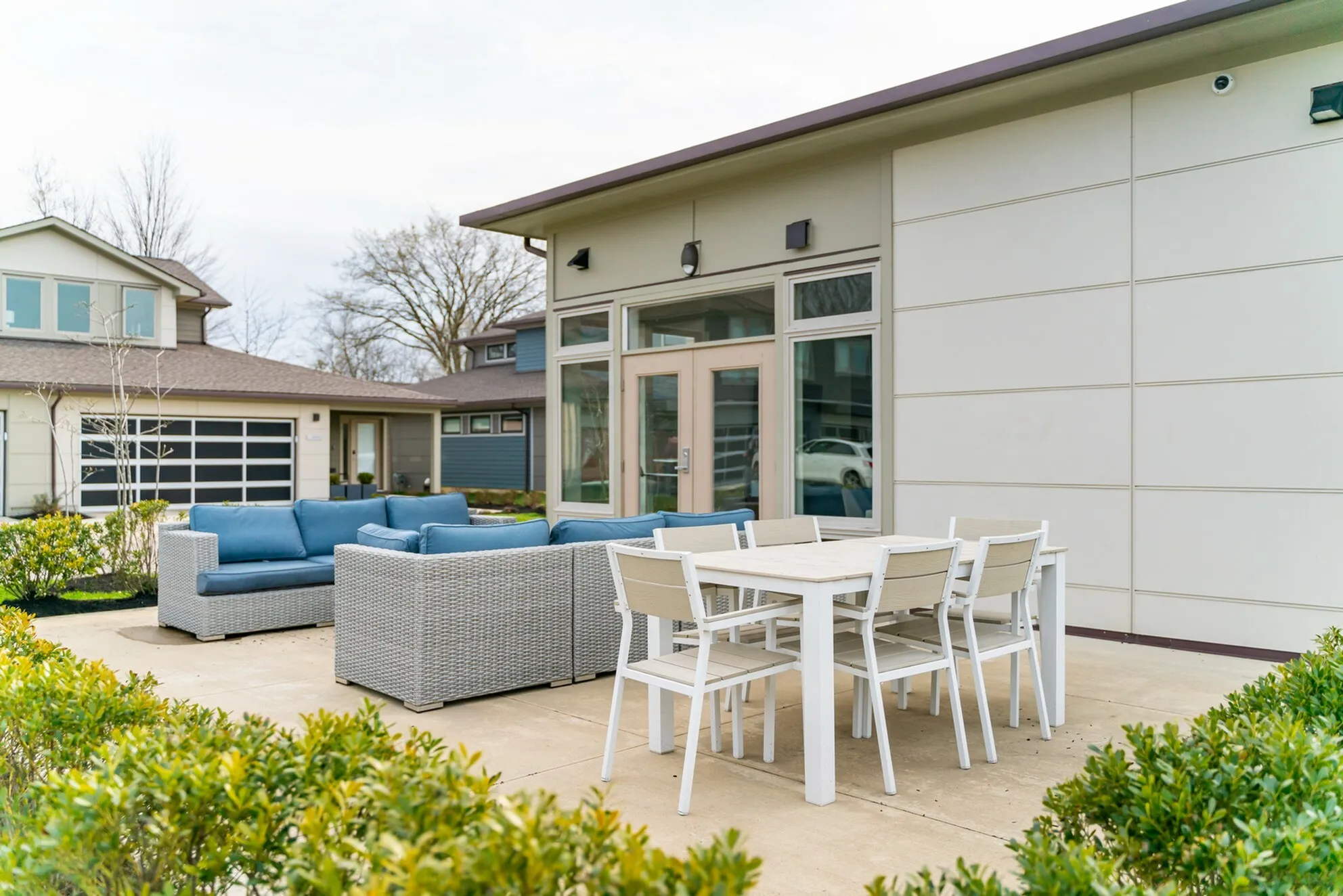 Community room outdoor space