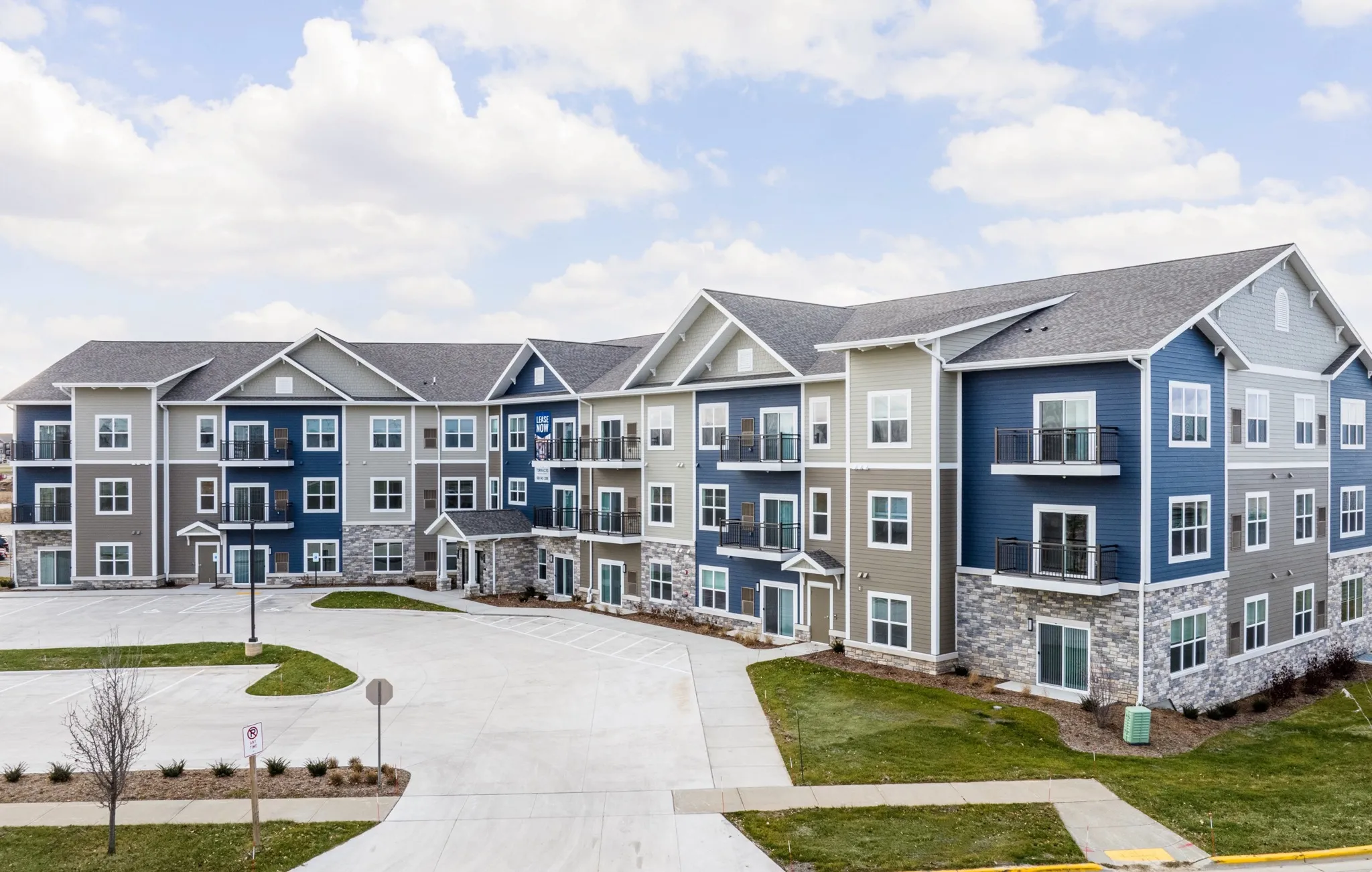 Terraces Senior - Exterior