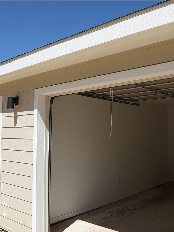 Spacious Garage