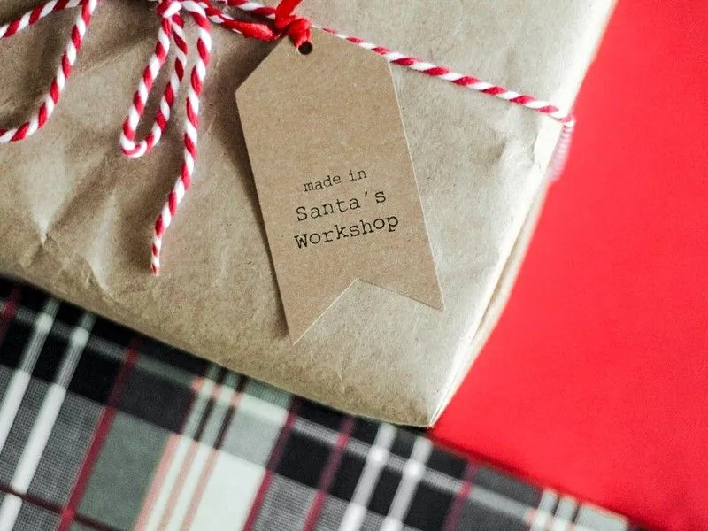How to Get Christmas Gifts on a College Budget-image