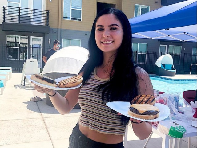 BBQ Grill by the Pool – Relax and hang out with friends
