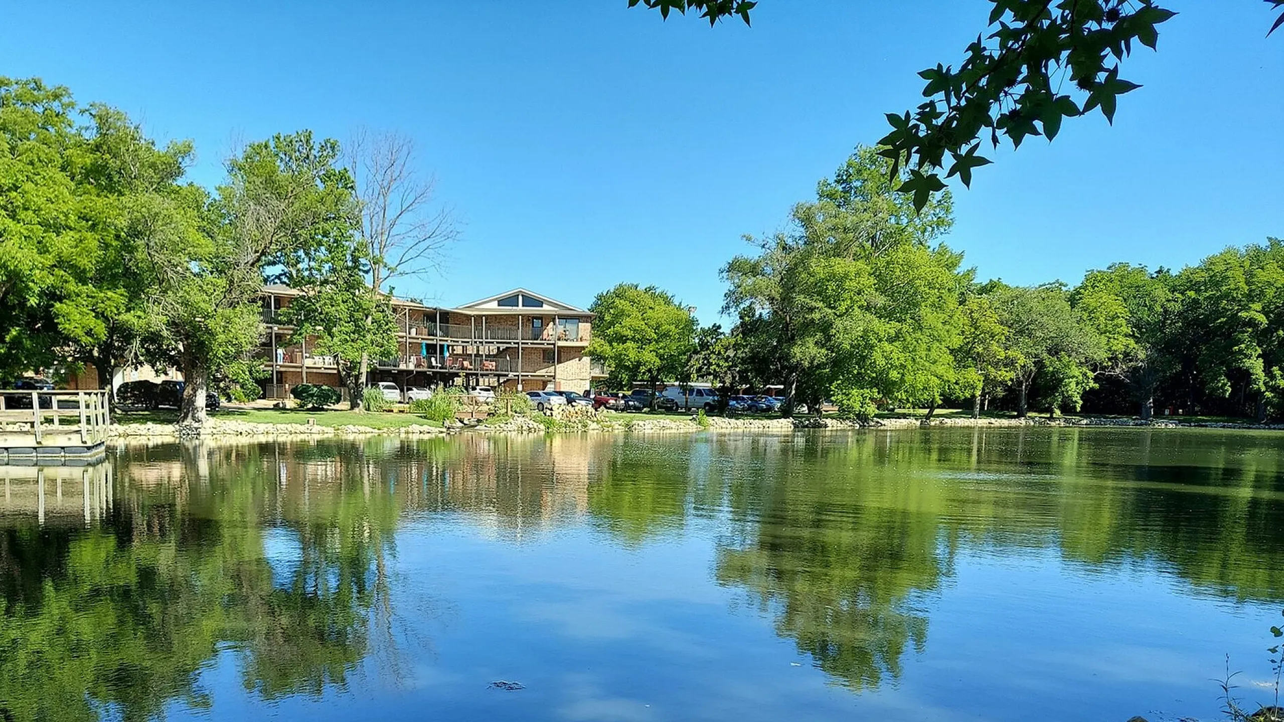 Maple Gardens Exterior