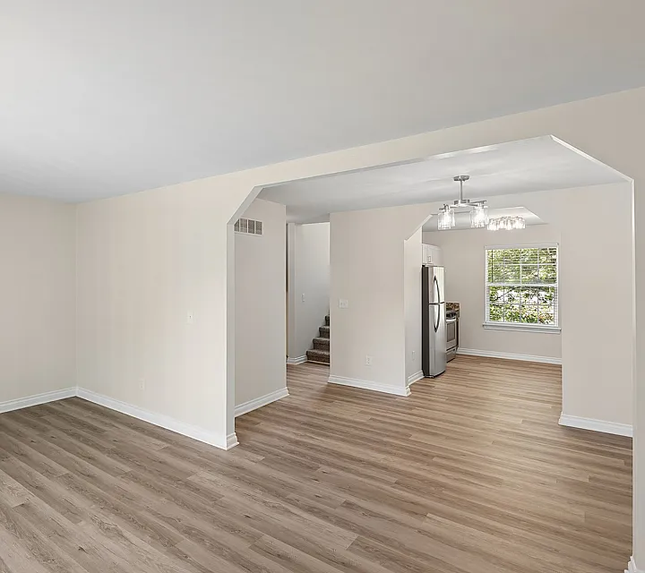 Blue Heron Pointe - Open Living Area