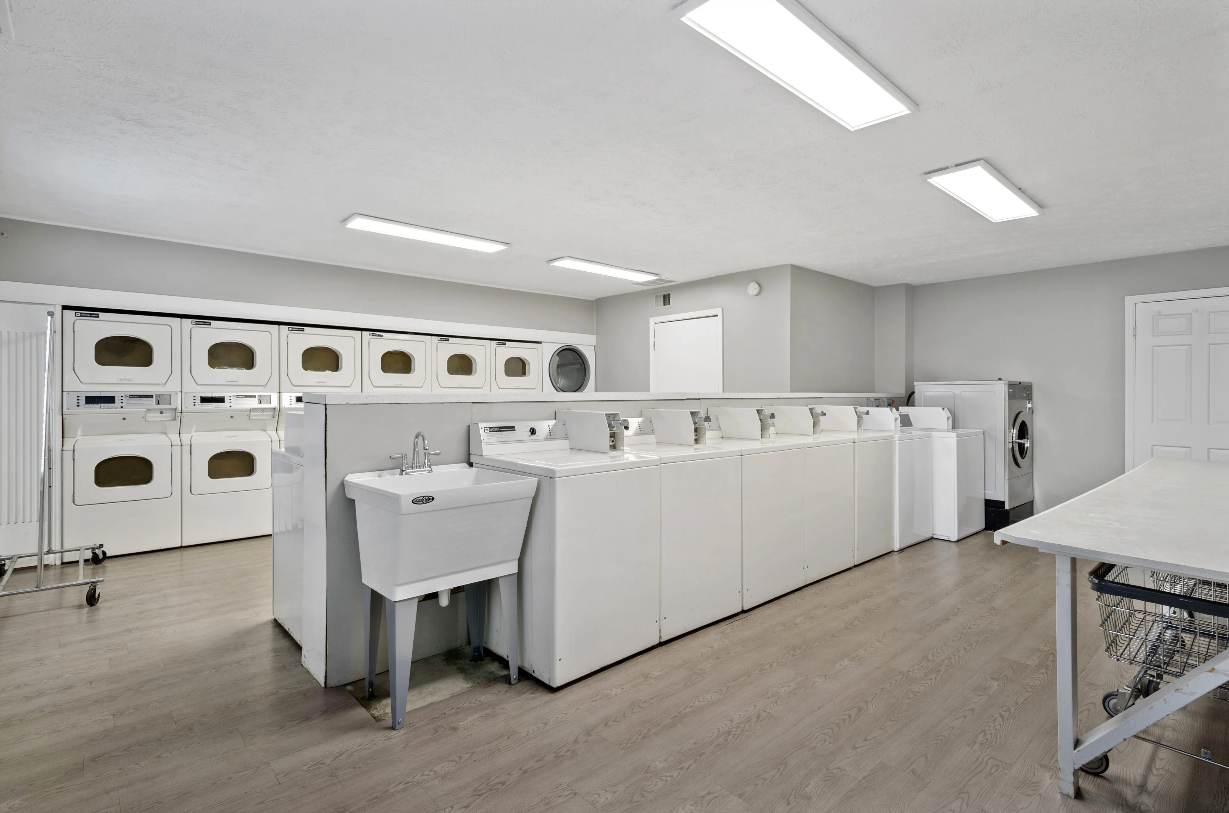 Jamestown Village Laundry Center