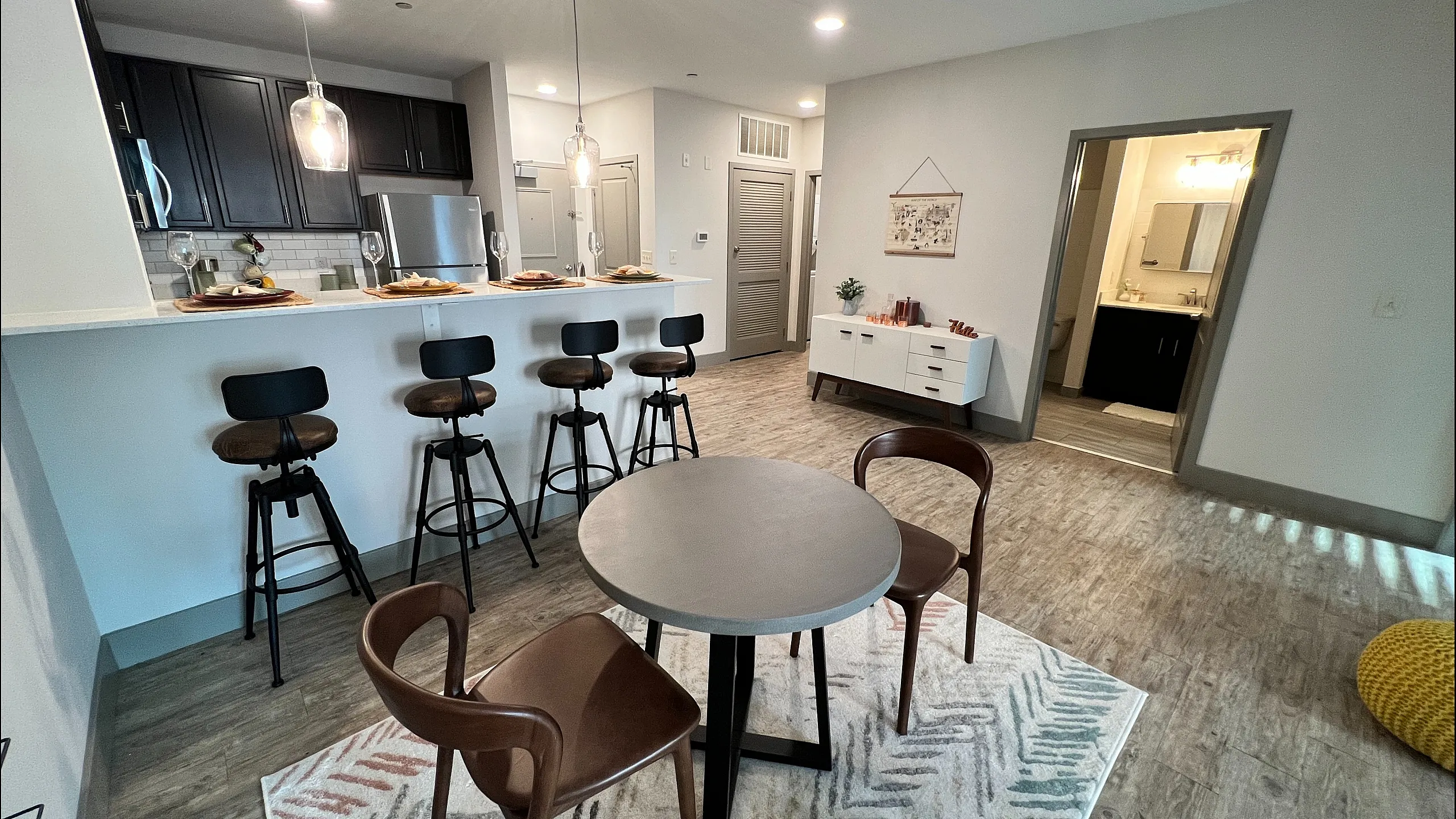 Spacious dining area in 1 bedroom apartment at The Pointe on Mass in Indianapolis