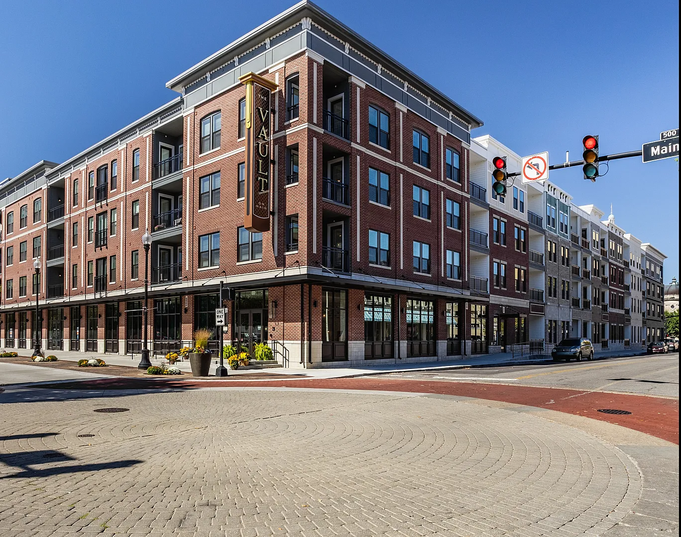 The Vault on Main - Brick Exterior