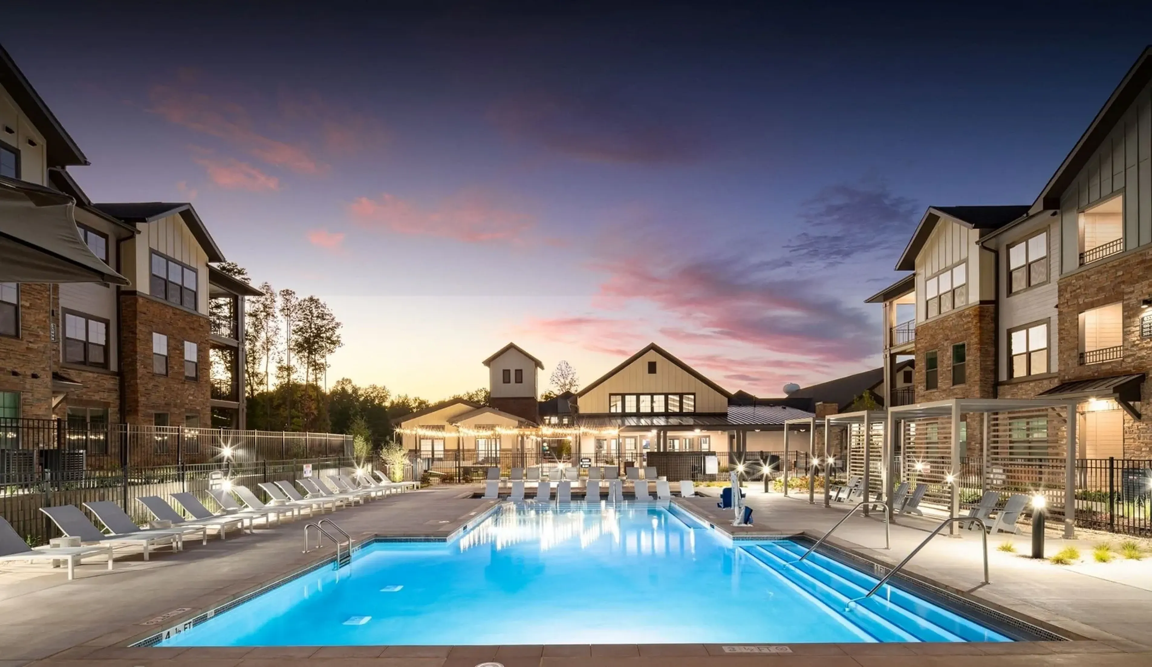 Resort-style swimming pool at Abberly Commons in Charlotte, NC.