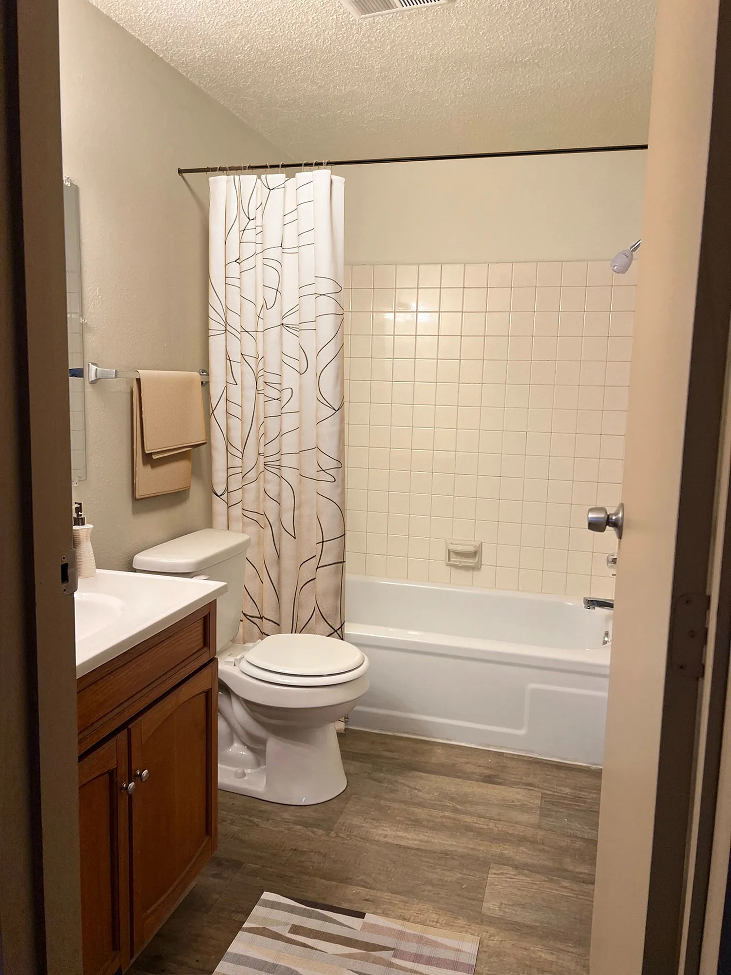 Residence on 11th Bathroom
