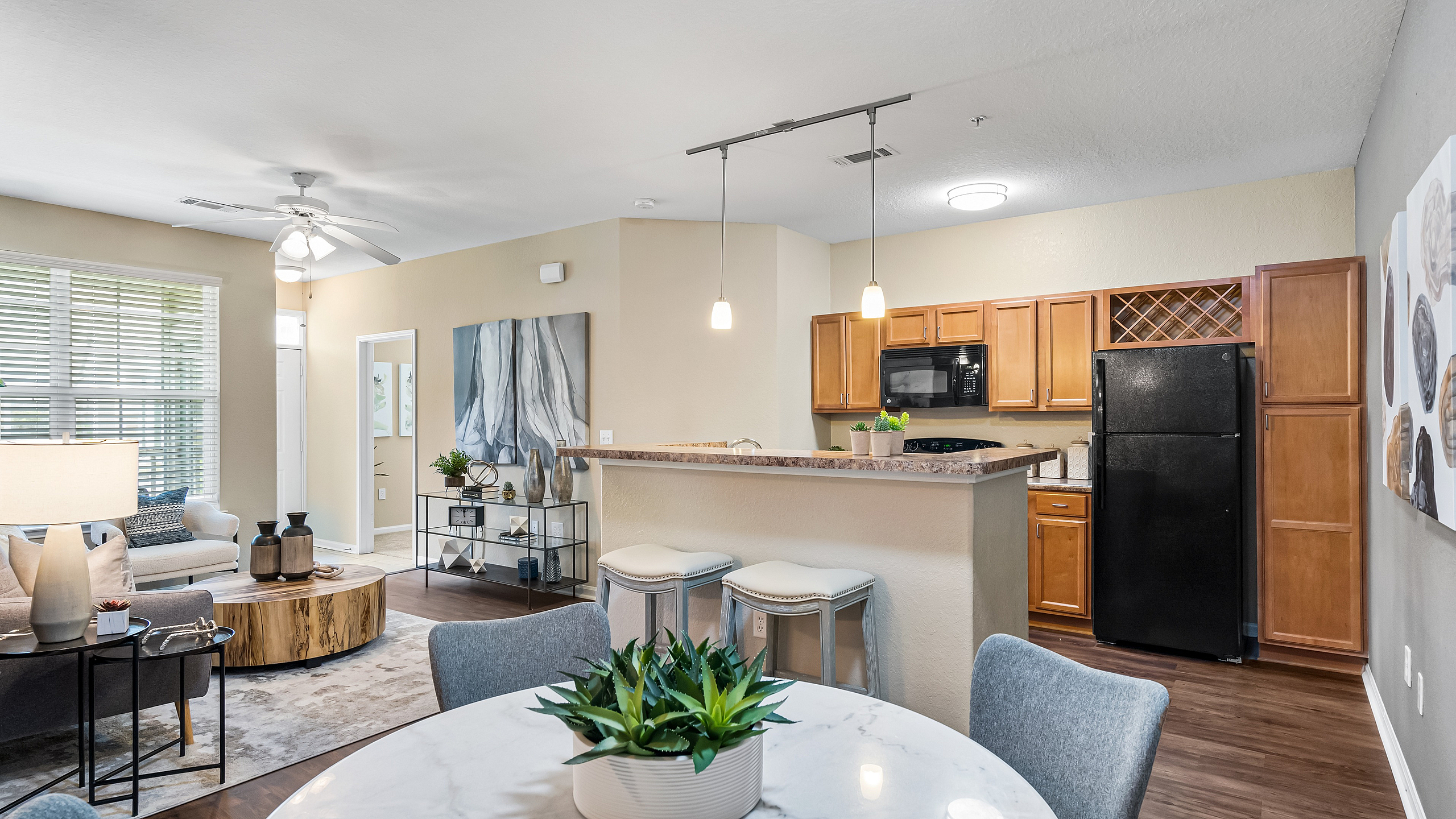 1BV: 1 Bed 1 Bath in Rincon | 779 sq ft