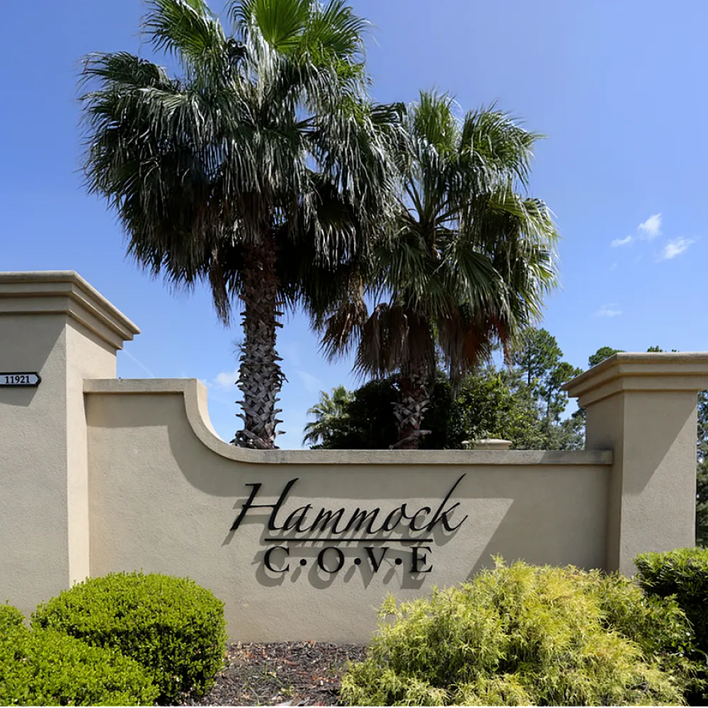 Hammock Cove Entrance Sign