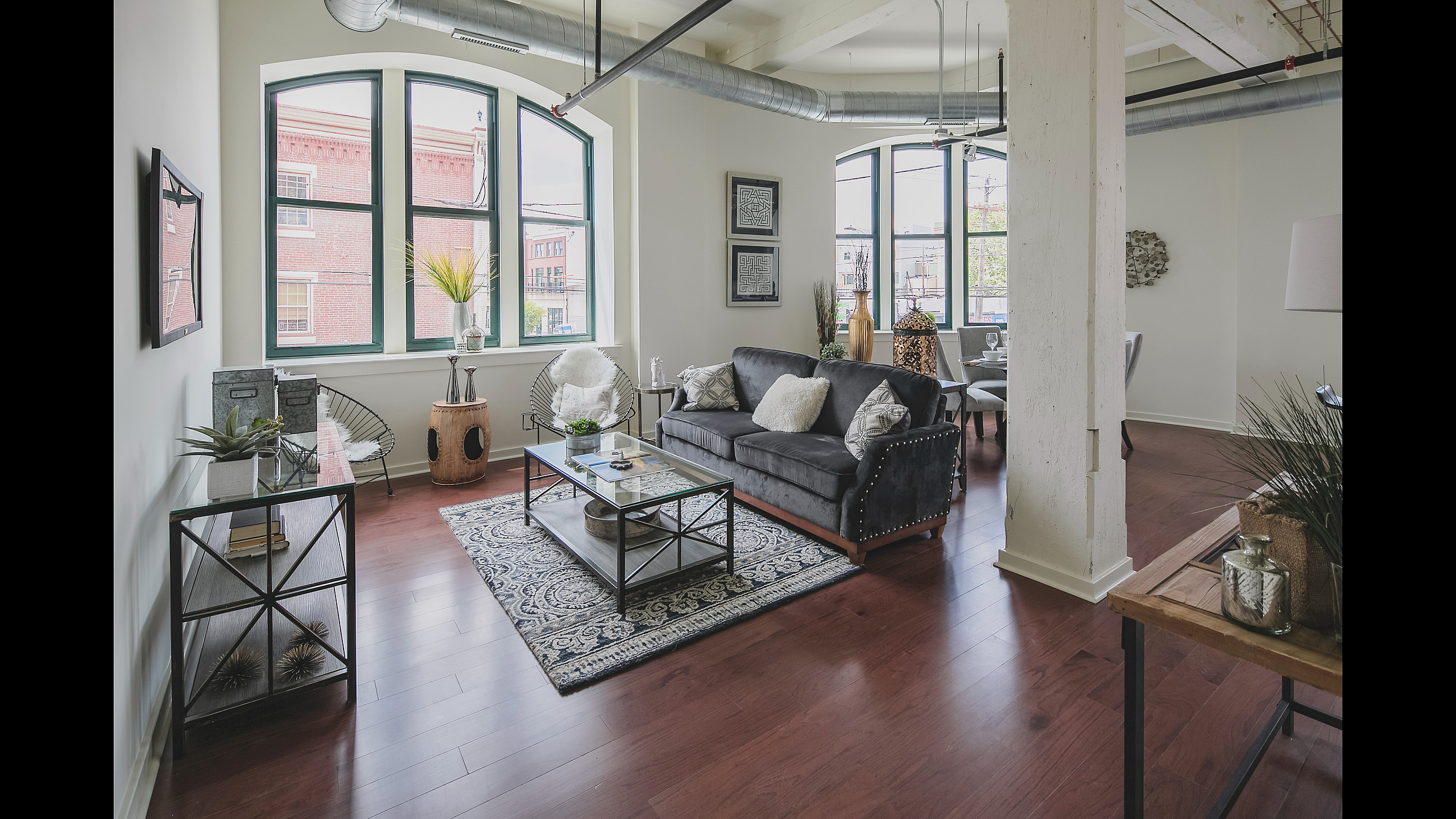 Staged Living Room AF Bornot