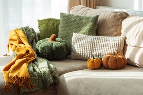 Hosting Autumn Gatherings: Fall Event Ideas for Your Townhome-image