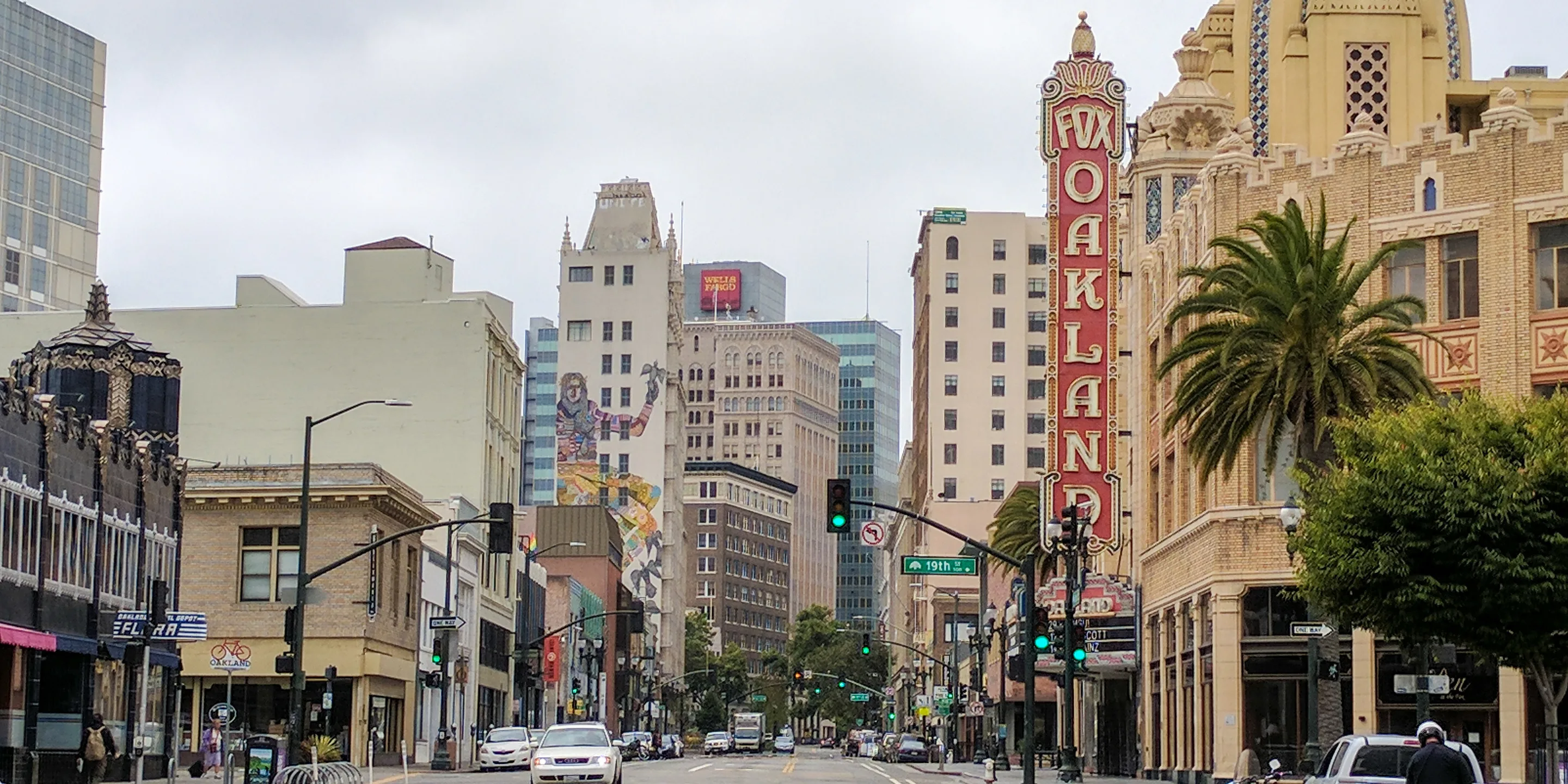 Living in the Hive District: The Ultimate Uptown Oakland Neighborhood Guide-image