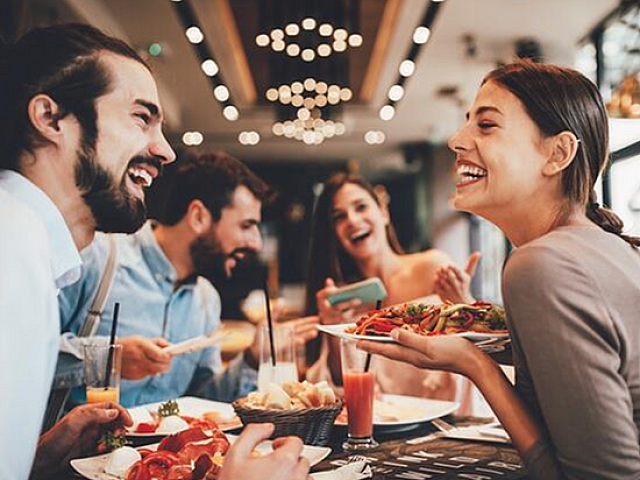 Dining near Legacy Crossing Apartments