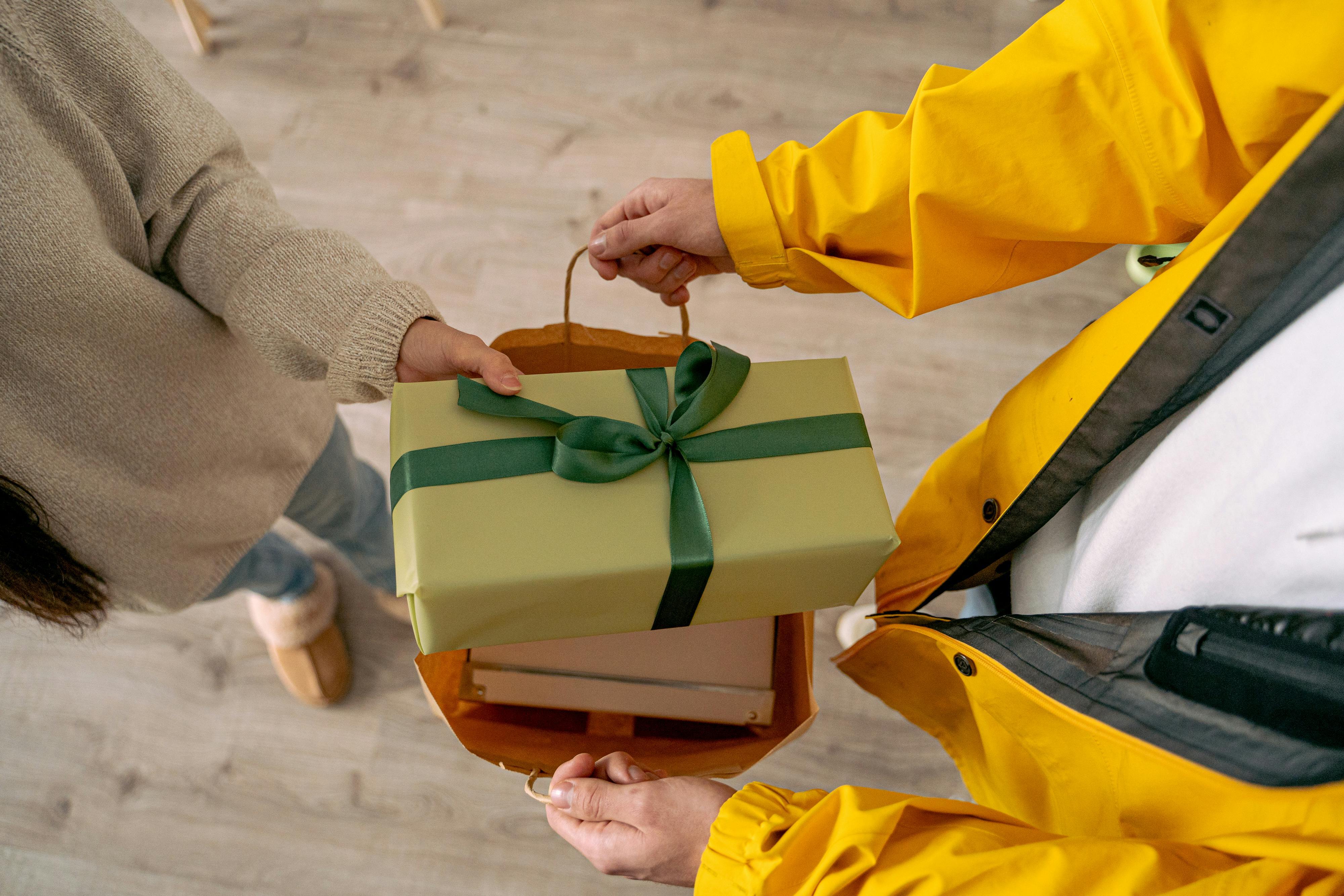 10 Great Gifts for Renters-image