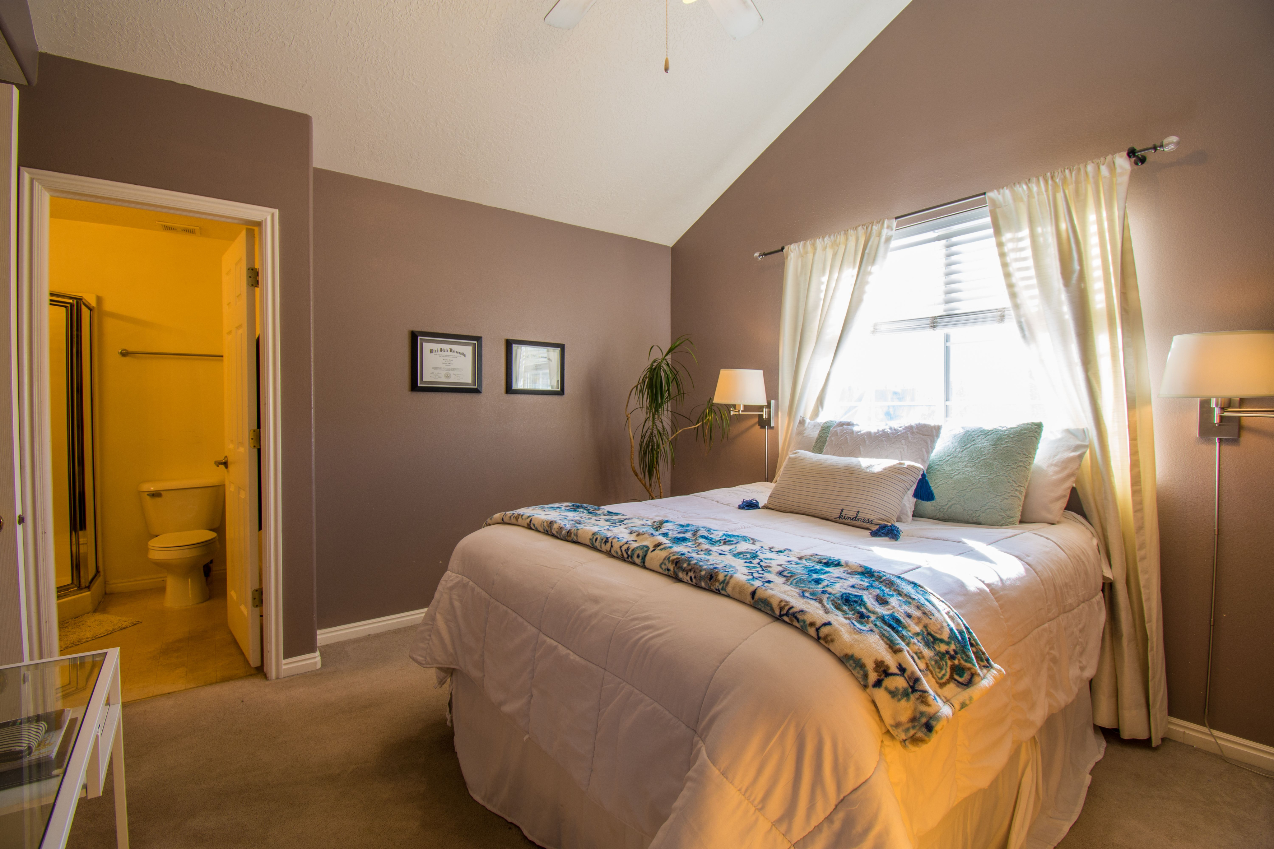 Nurses Looking for Accommodation Near Willowbrook Houston Guide-image