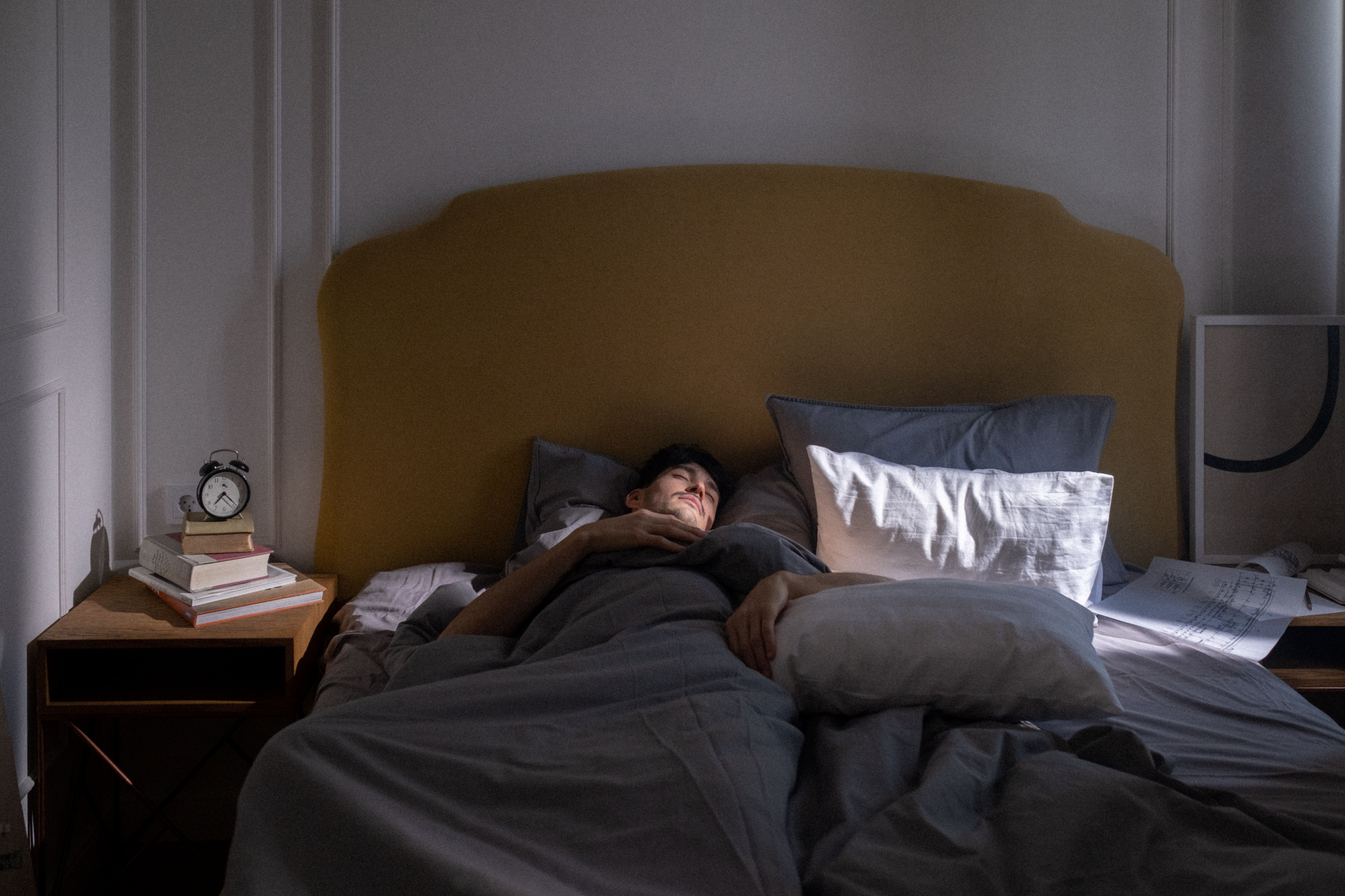 Second and Third Shift: Pick a Quiet Apartment for Sleep-image