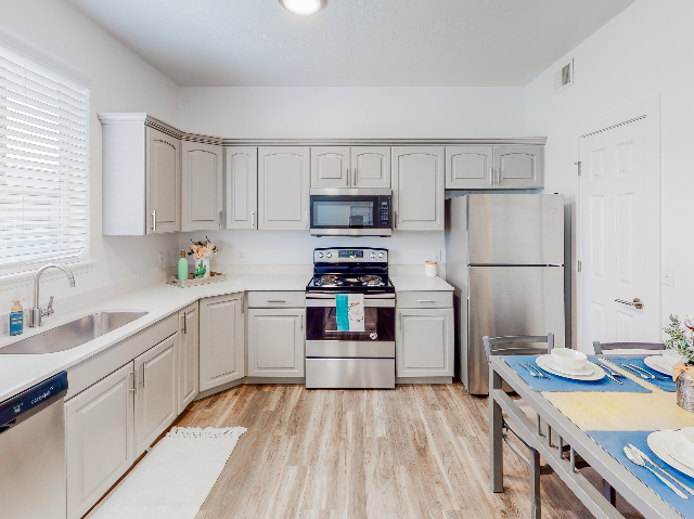 Image of Newly Renovated Units for Courtside Orem