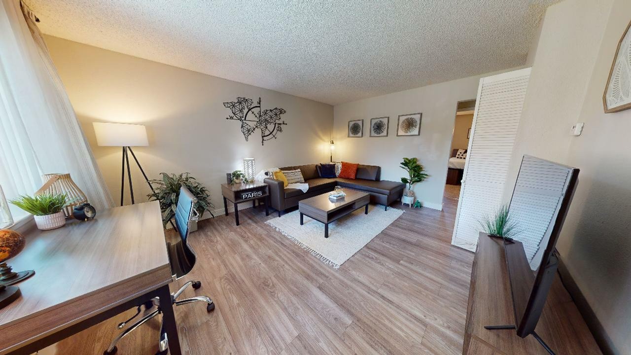 The Claremont (2X1) 2 Bed Apartment Cambridge House Apartments