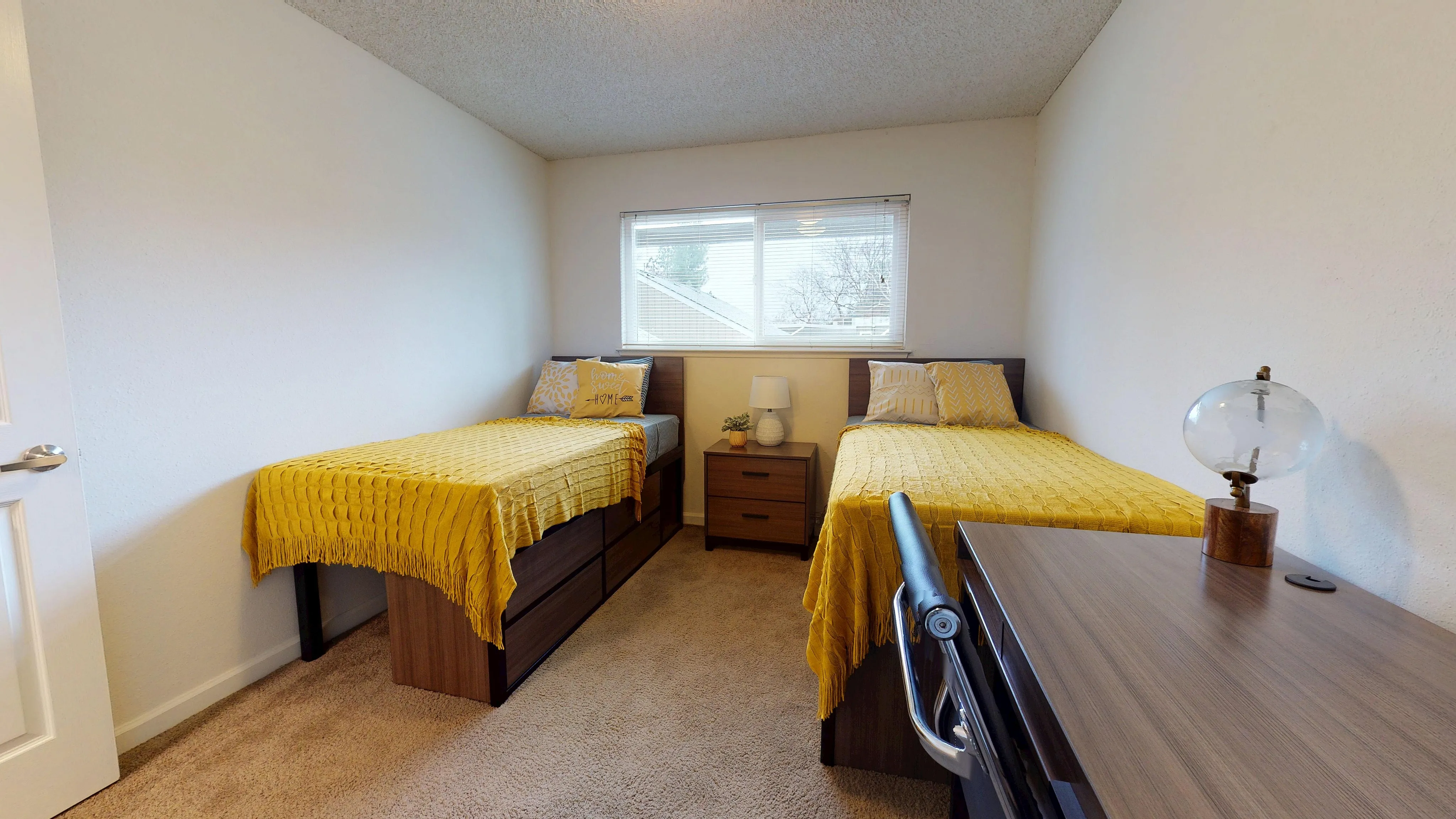 Large Bedroom