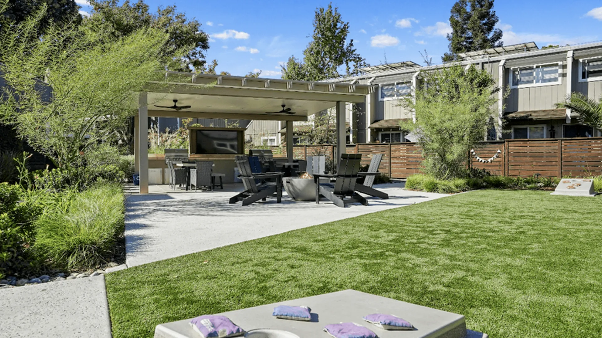 Outdoor Kitchen