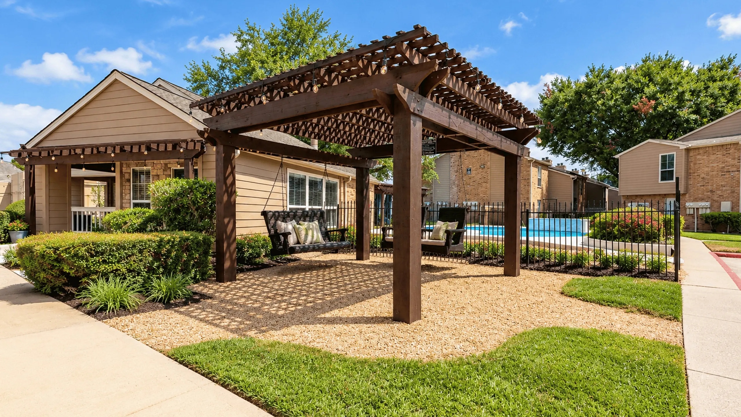 Meadow Park - Outdoor Seating