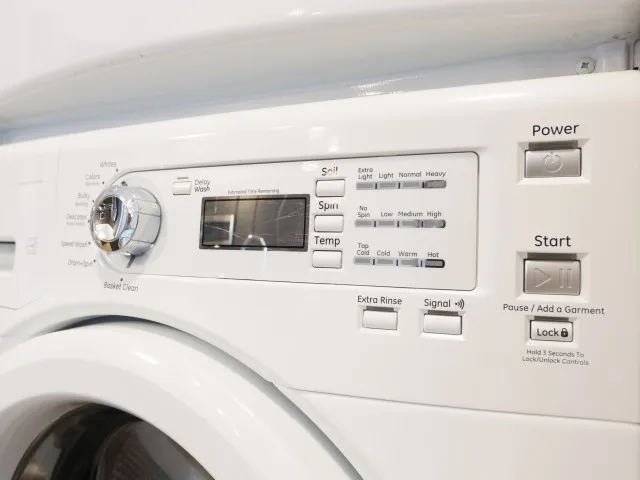 Model Unit Washer/Dryer