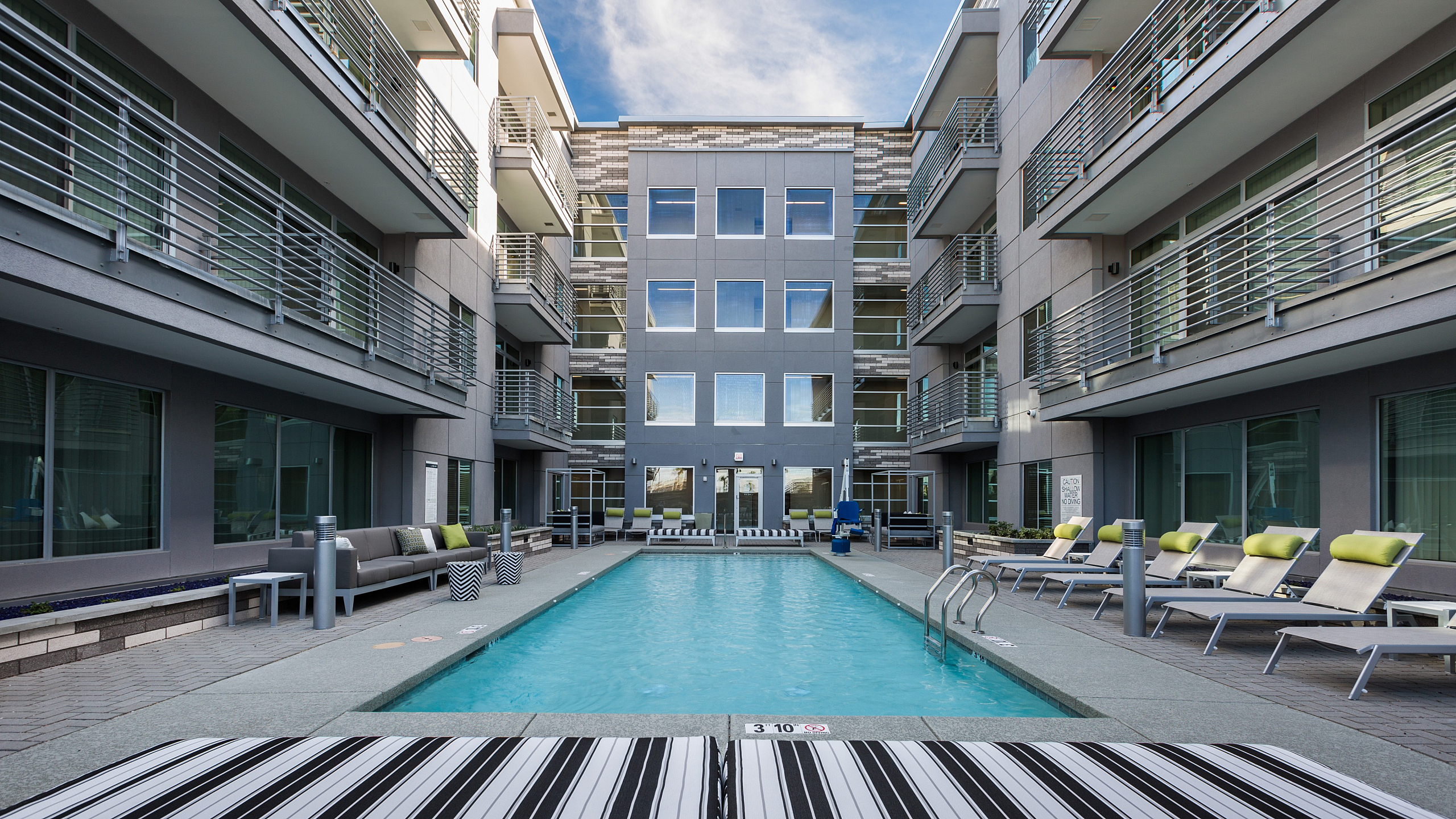 Linear Pool