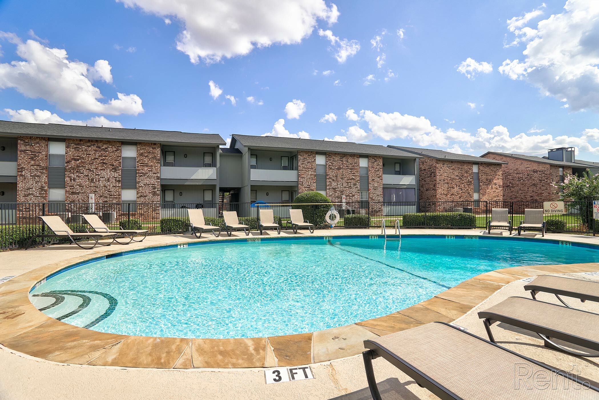 arbor creek pool