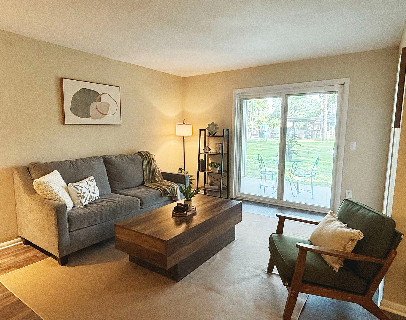 Deer Wood - Cozy Living Room